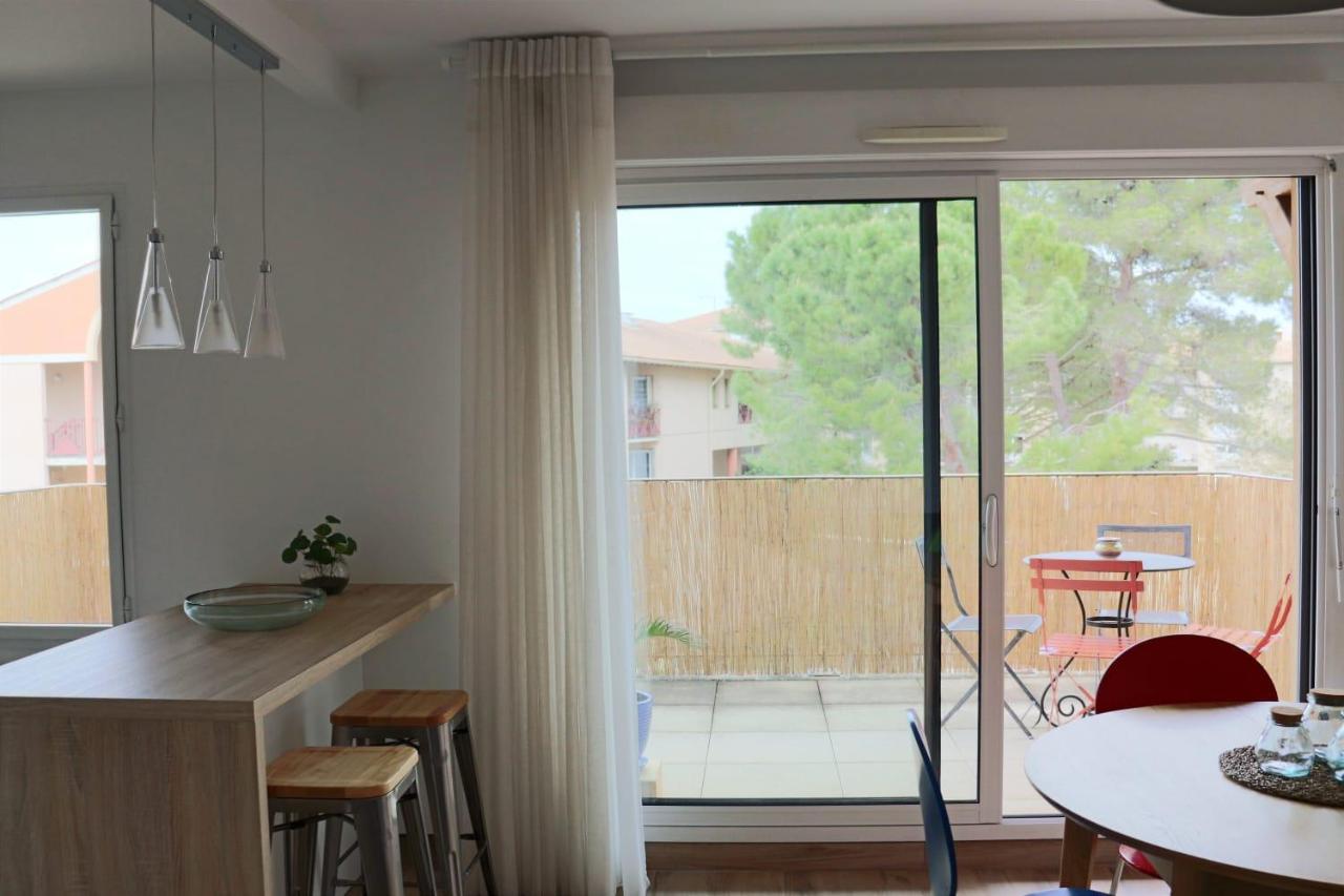 Uzes Centre La Terrasse Des Capucines Avec Garage Privee Apartamento Exterior foto